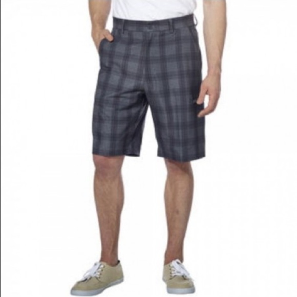 PEBBLE BEACH PERFORMANCE SHORTS!!!